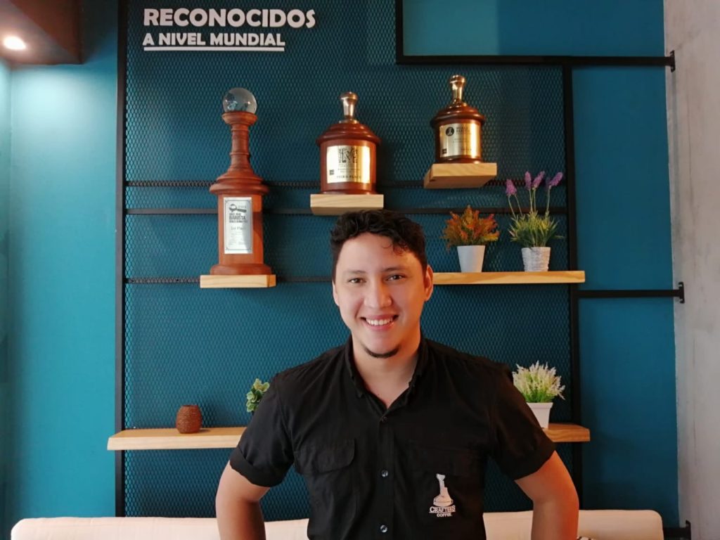Barista salvadoreño William Hernández, un artesano del café salvadoreño