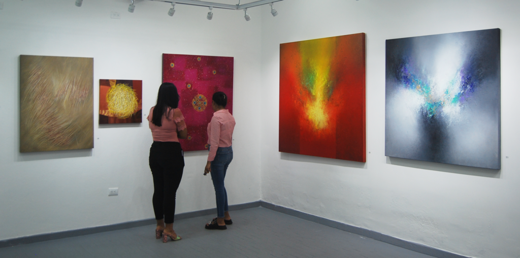 Exposición abstraccionES en la galería de arte salvadoreño, Izalco.art
