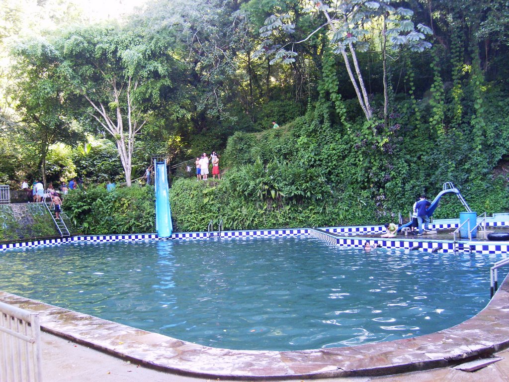 El balneario de las piscinas de Atzumpa se caracteriza por contar con tres piscinas.