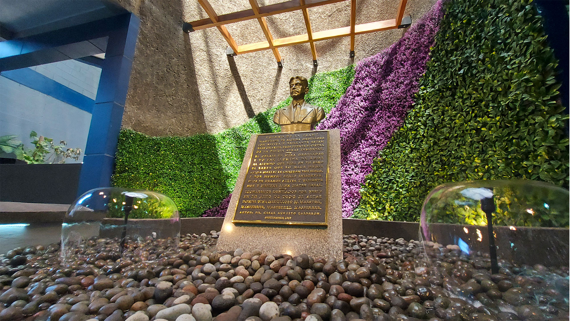 Alberto Masferrer, su vida y obra Guanacos