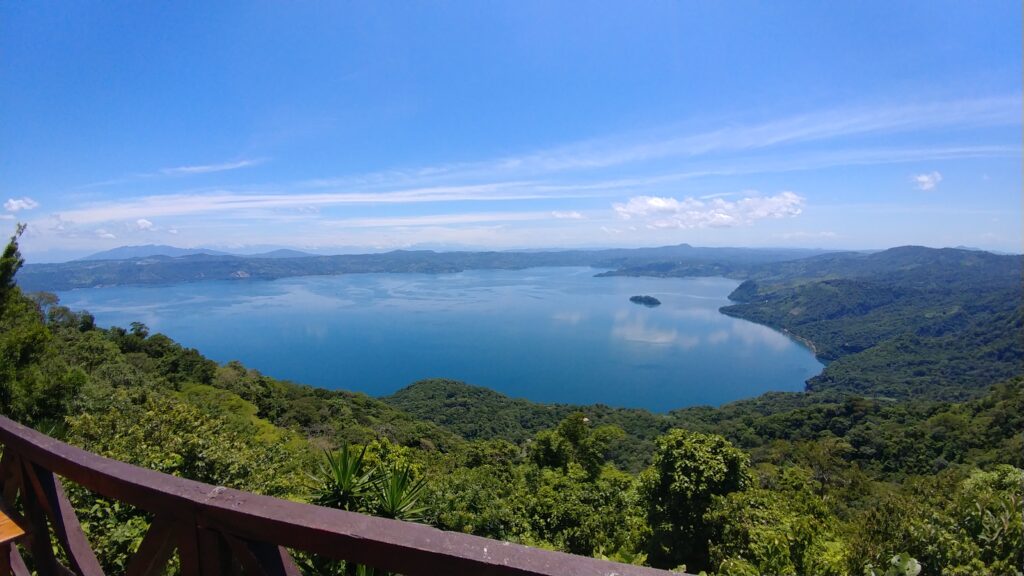 Lagos y Lagunas de El Salvador - Lago de Ilopango