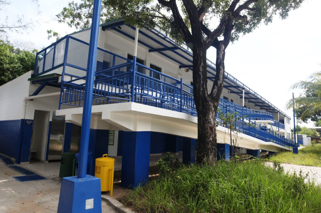 Centro Escolar de Puerto El Triunfo.