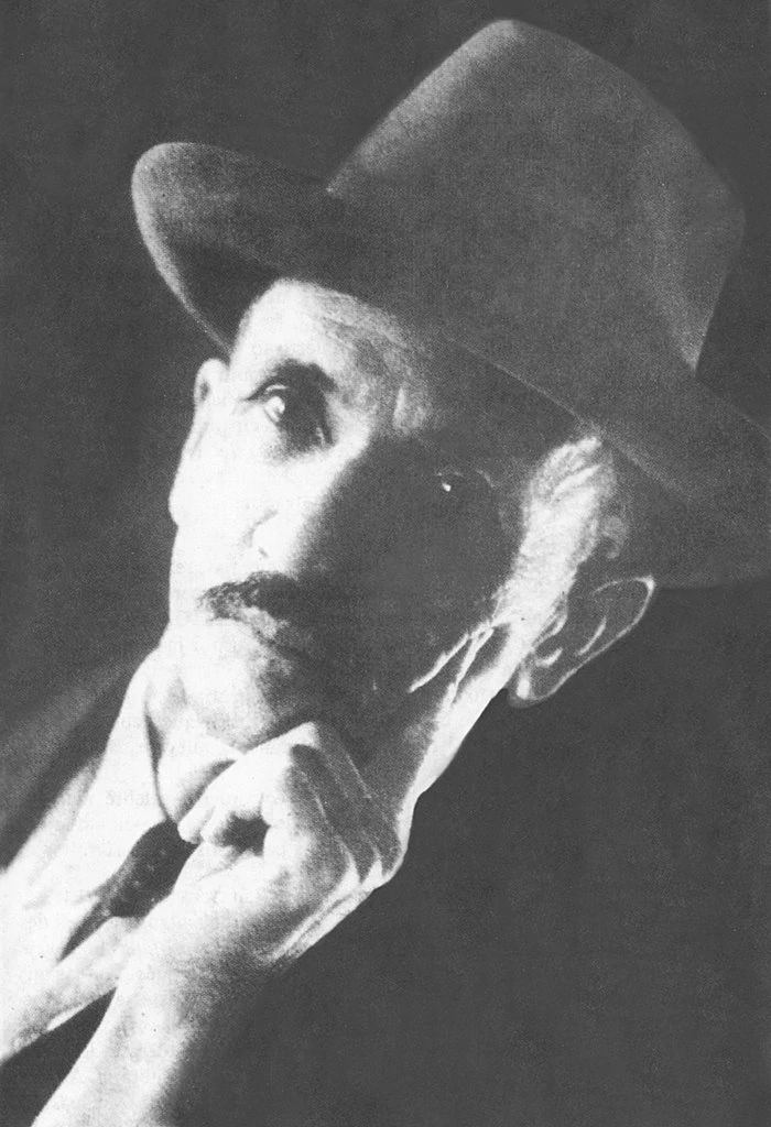 Arturo Ambrogi, escritor salvadoreño.