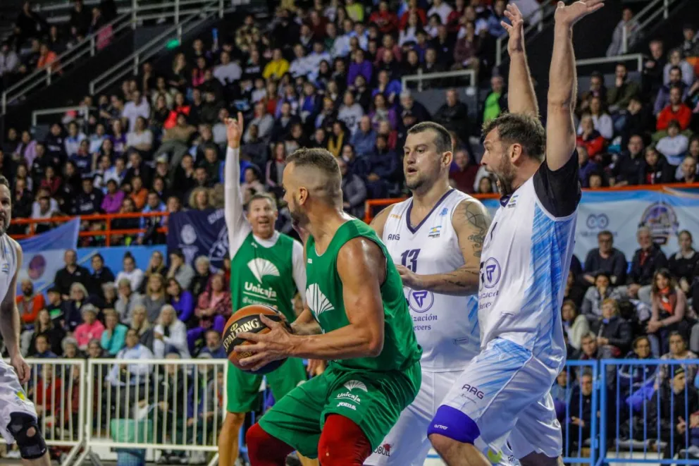 Partido del torneo FIMBA.