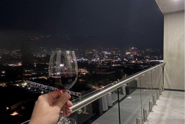 vista nocturna desde Art Haus - piso 12